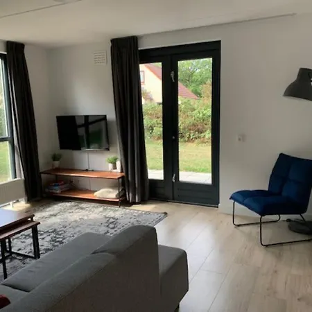 Groenlake 16 - 6 Persoons Ferienhaus Ewijk