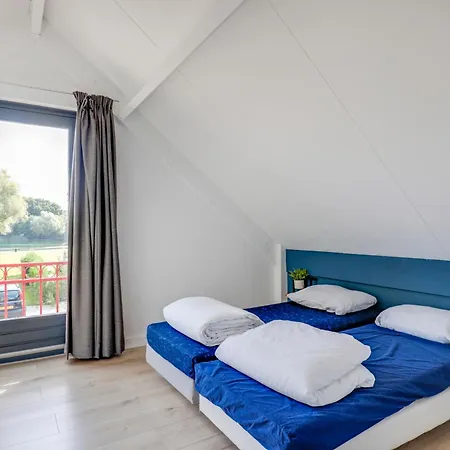 Groenlake 16 - 6 Persoons * Ewijk